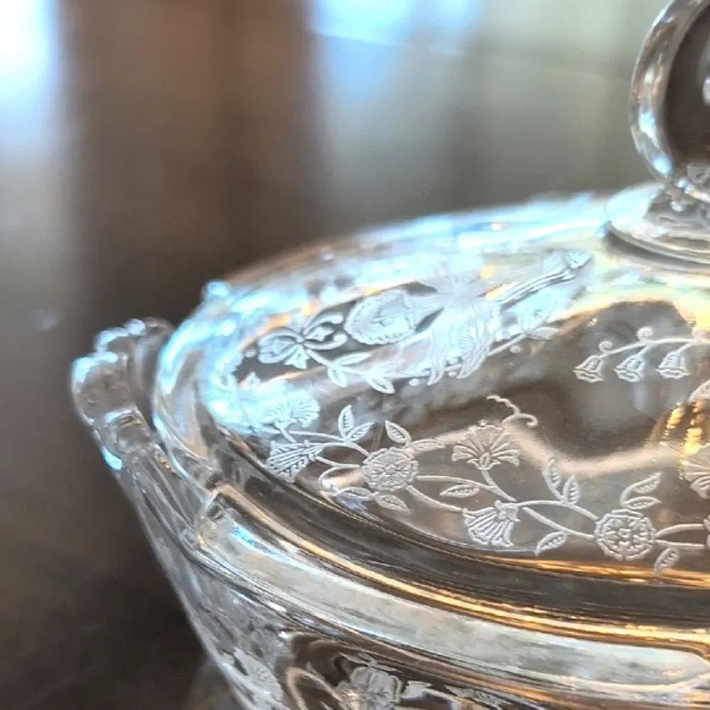 Heisey Glass Elegant Queen Ann Etched Orchid Lemon Dish with Dolphin Finial 1940